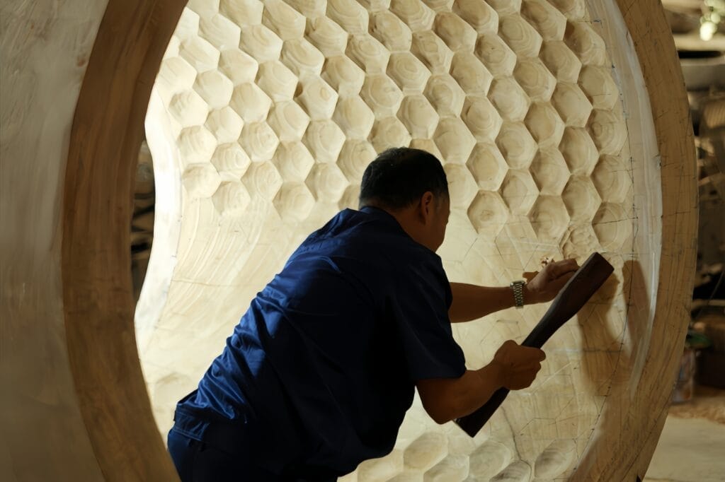 The-Essence-of-Craftsmanship-and-Resonance-1-2