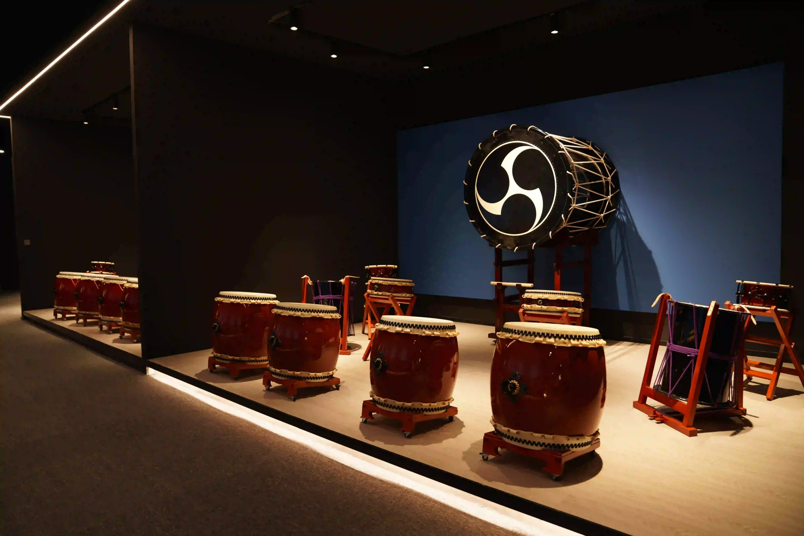 Collection of Taiko drums in different sizes and body shapes