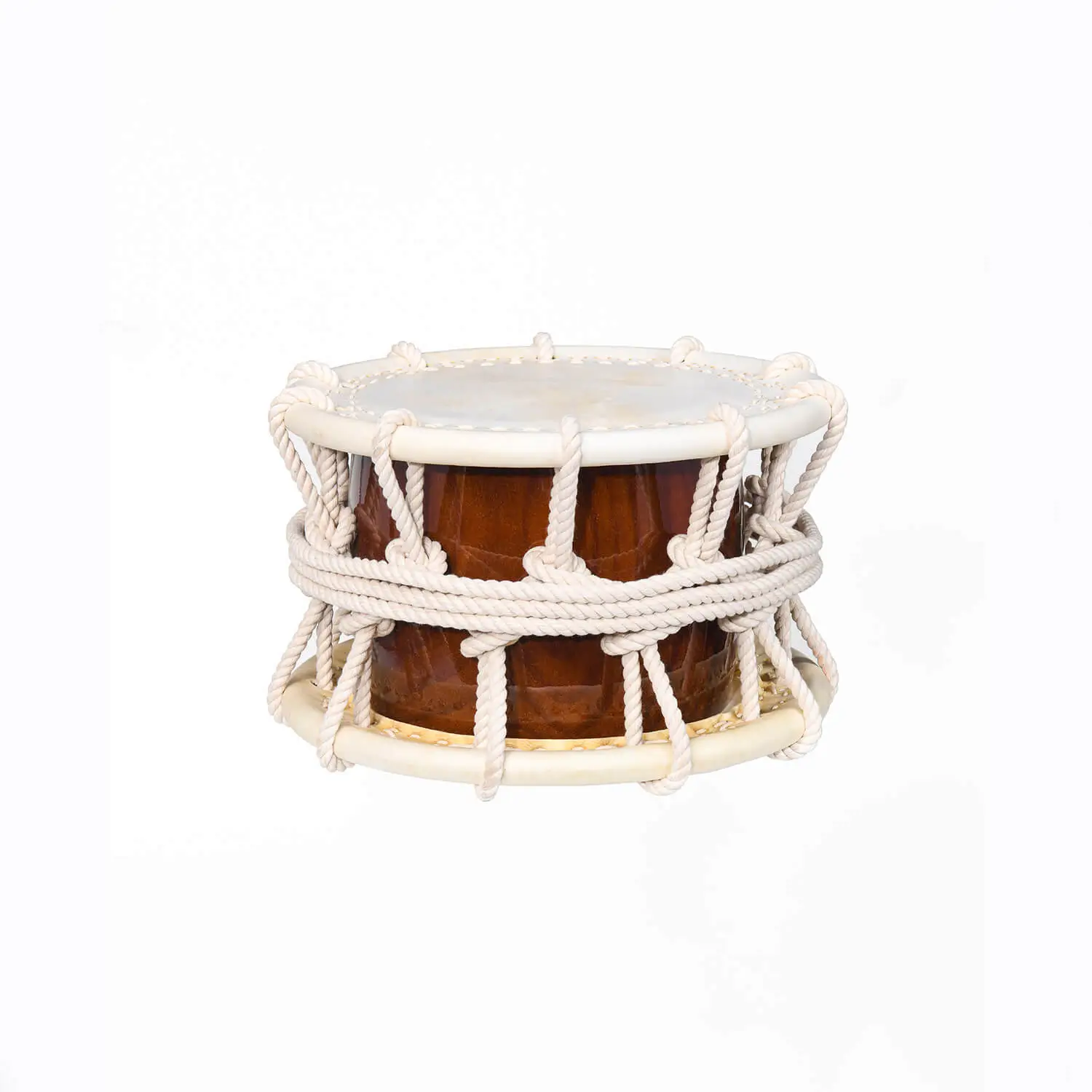 JINLEI 3Cyougake Shime Daiko rope drum front view showing natural cowhide drumhead with stitched leather rim, white twisted rope tension lacing with decorative knots and horizontal wrap around amber lacquered wood shell
