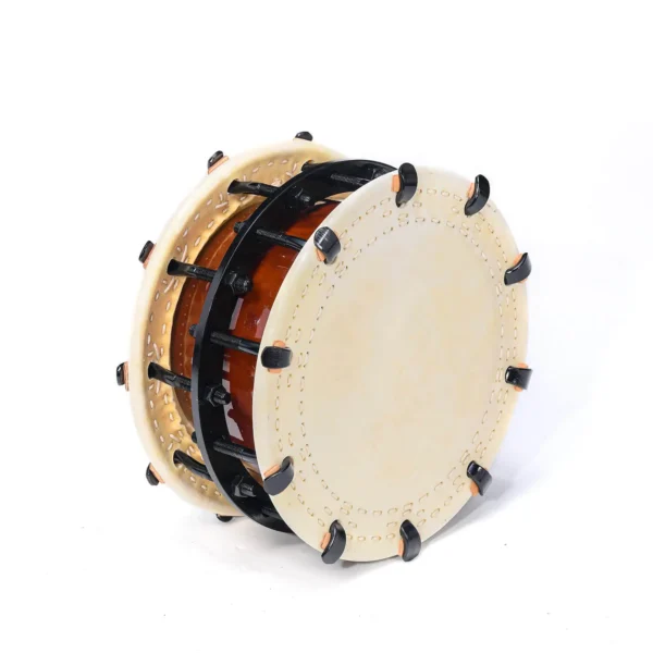 JINLEI 2Cyoukake Shime Daiko bolt drum angled view showing natural cowhide drumhead with stitched leather rim, black metal hoop with threaded bolt tension system, leather washers and amber lacquered wood shell
