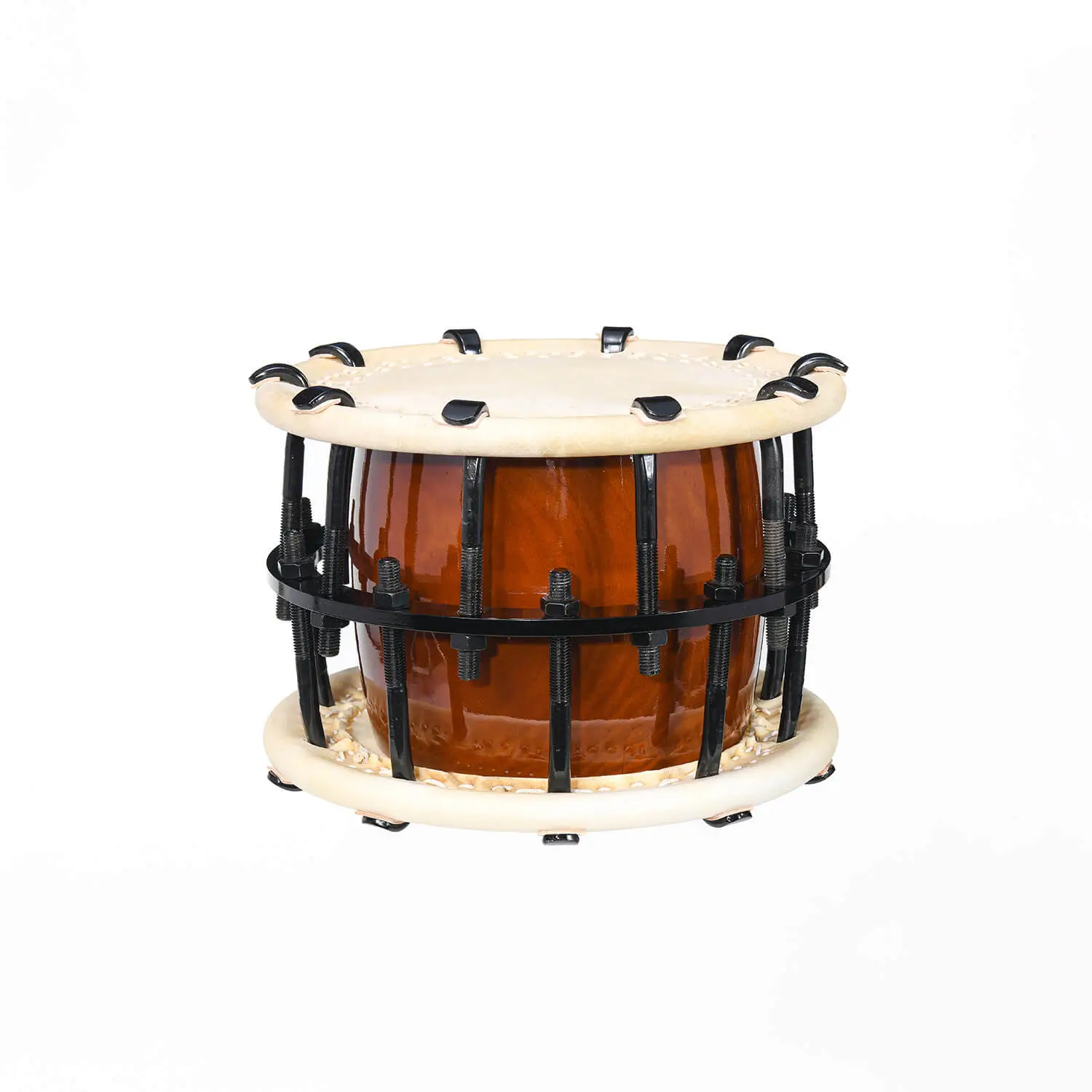JINLEI 4Cyoukake Shime Daiko bolt drum front view showing natural cowhide drumhead with stitched leather rim, evenly spaced black metal threaded bolt tension system with leather washers and deep amber lacquered wood shell
