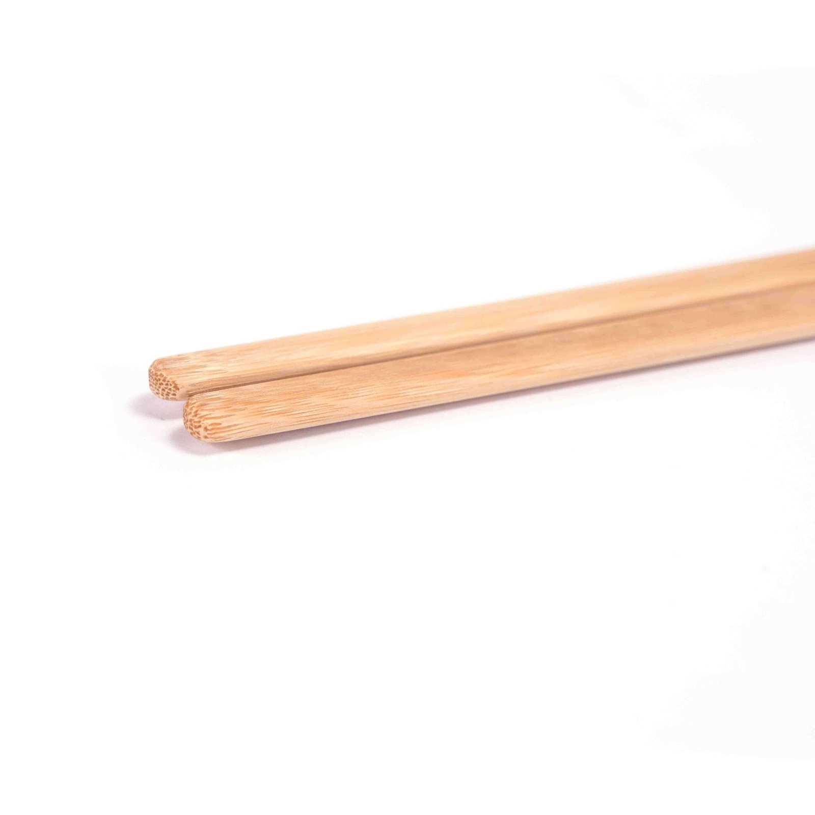 JINLEI bamboo bachi, close-up of rounded tips showing natural bamboo grain and smooth finish
