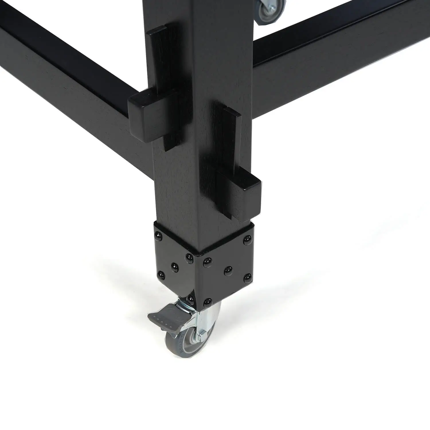 JINLEI four-pillar stand for o-shime, close-up detail of black leg joint with metal bracket and locking caster wheel