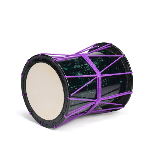 JINLEI oke daiko aurora green, close-up of cowhide drumhead with purple rope tuning on dark green speckle shell